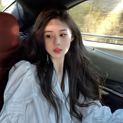 金发美人